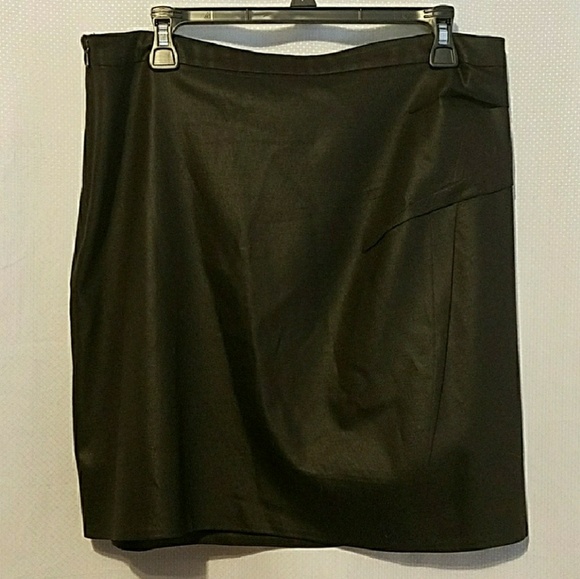 Marc by marc jacobs black mini skirt. - Picture 7 of 8